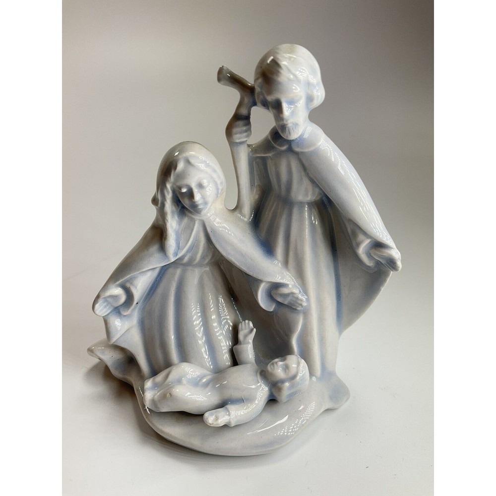 VINTAGE REALIS NATIVITY SCENE- 4"  FIGURINE MARY, JOSEPH & BABY